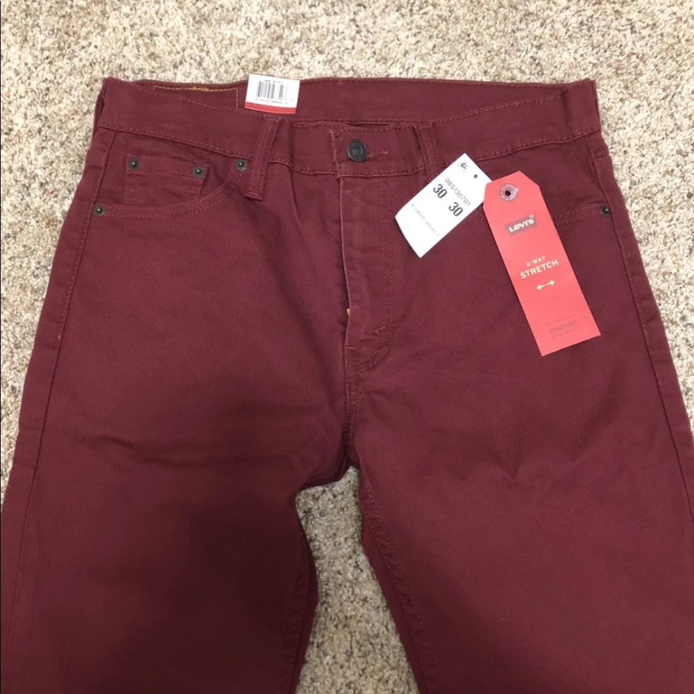 Levi’s - Picture 3 of 5